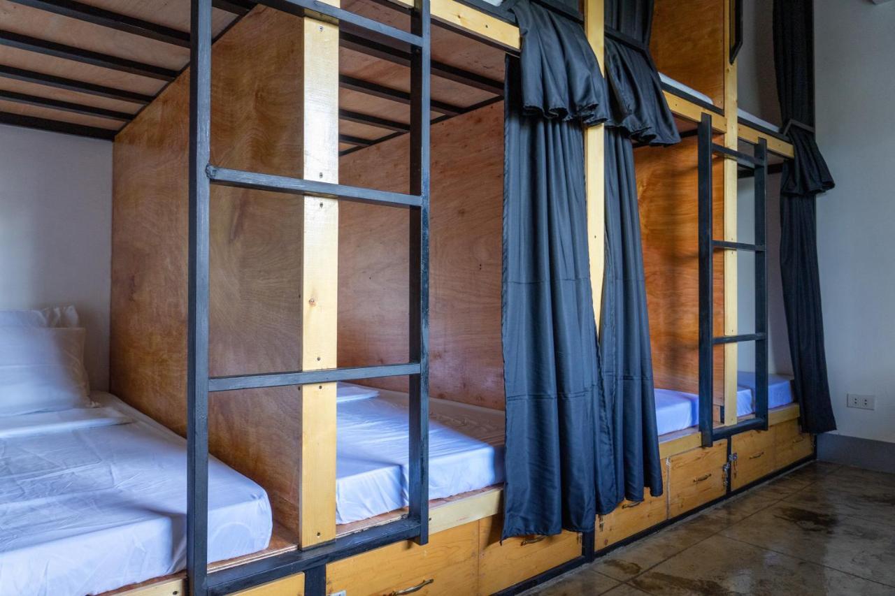 Momo Hostel Moalboal Zewnętrze zdjęcie