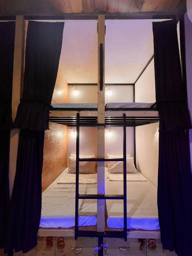 Momo Hostel Moalboal Zewnętrze zdjęcie