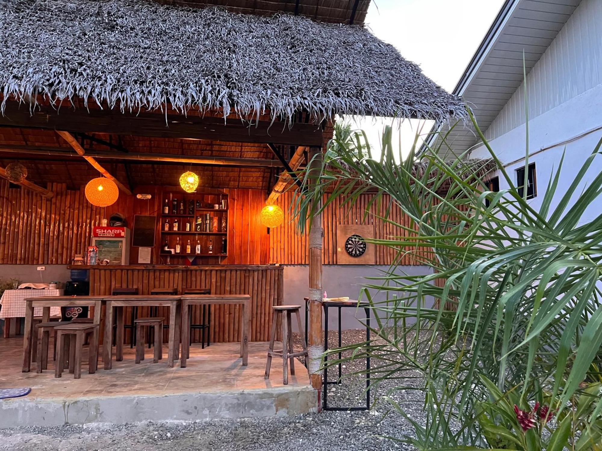 Momo Hostel Moalboal Zewnętrze zdjęcie